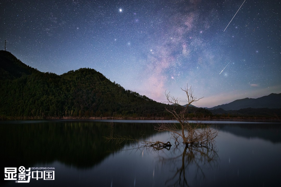 10/1002020年7月9日,黑龙江哈尔滨,星河之下,月光小夜曲.