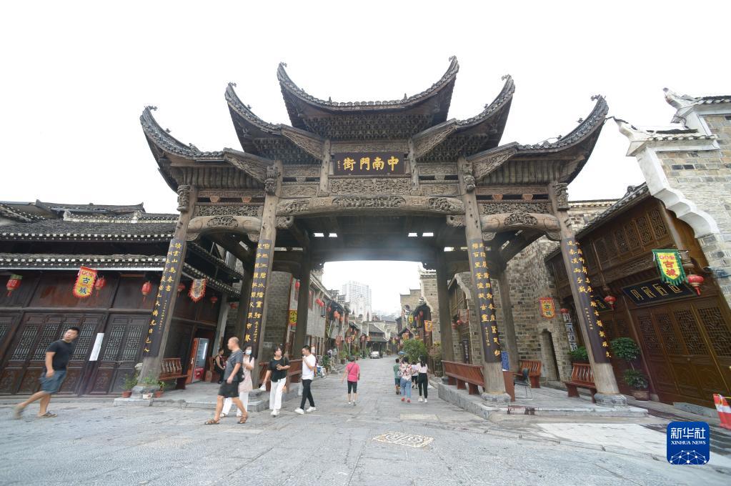 探访贵州铜仁中南门历史文化旅游区