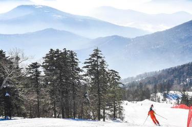 体育地理丨白山新雪