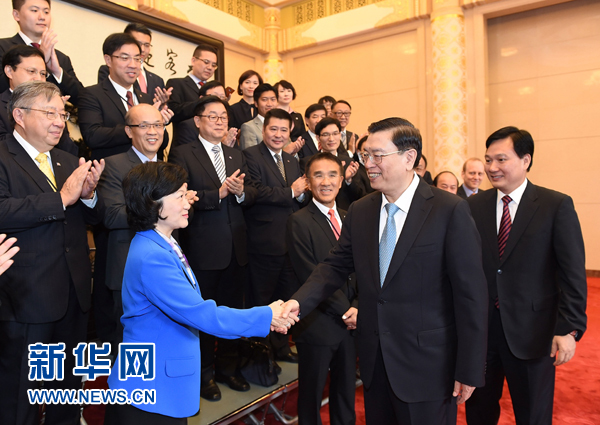 张德江会见香港新民党访京团