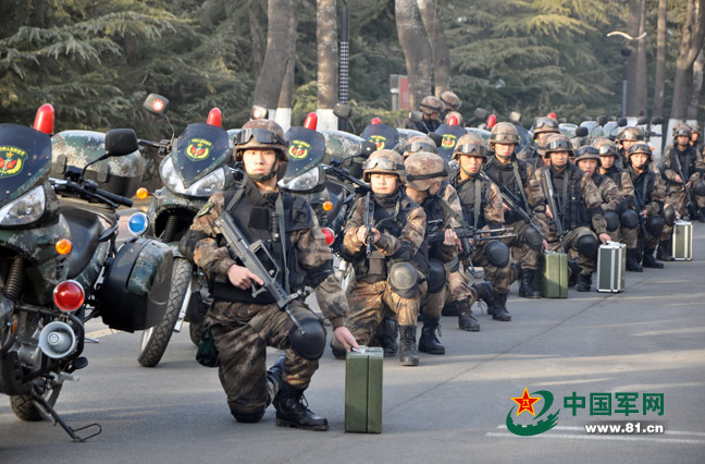 北京卫戍区警卫部队曝光担负首都反恐应急重任