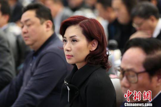 邝美云江西参政议政建言“摒弃急功近利的政绩式扶贫”