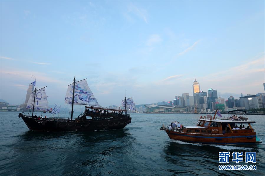 (香港回归二十周年·香港之美·图文互动)(1)从维多利亚港到太平山顶——香港旅游风采依旧