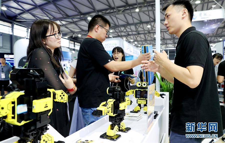 2018亚洲消费电子展在上海举行