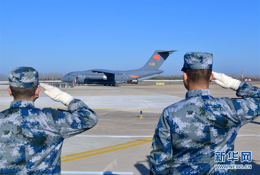 （新华全媒头条·图文互动）（10）巡天遥看一千河——武汉天河机场战“疫”的日日夜夜