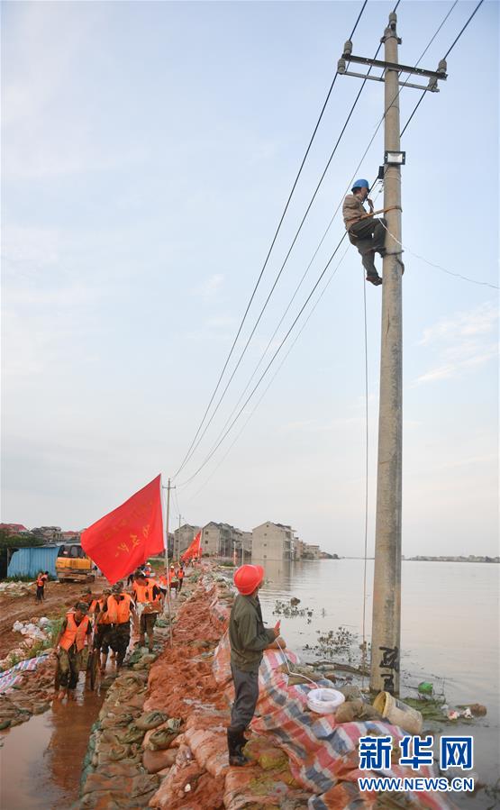 （防汛抗洪·图文互动）（1）闻“汛”而动战鄱湖