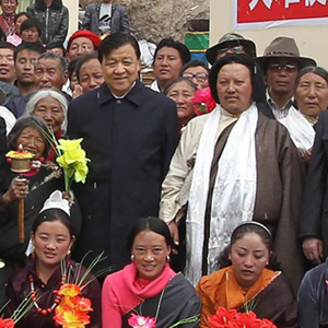 “接地气才能有底气”——记中共中央政治局常委刘云山