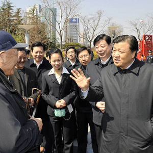 “接地气才能有底气”——记中共中央政治局常委刘云山
