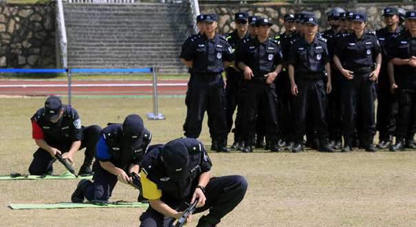 全国公安机关第二届警务实战教官技能比武在深圳开幕