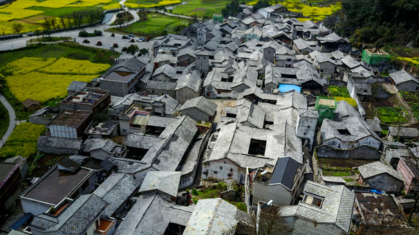 独特的屯堡古建筑村落——贵州本寨古村