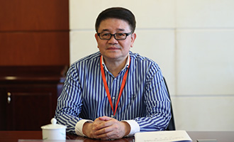 海南省科技厅党组书记叶振兴在分组讨论上发言