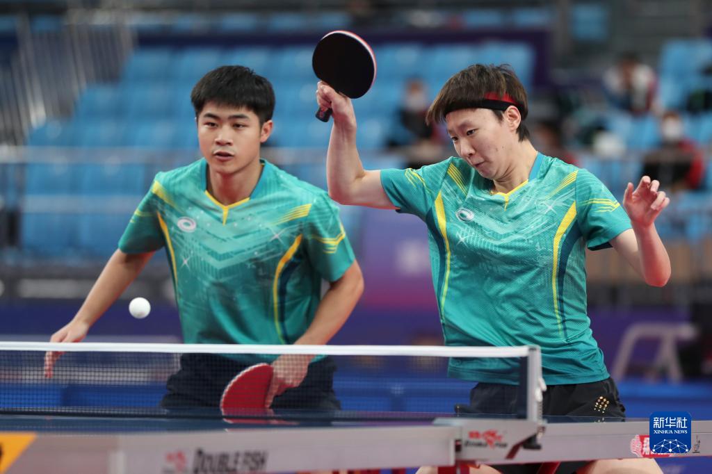 全运会乒乓球混合双打曹巍王曼昱晋级八强