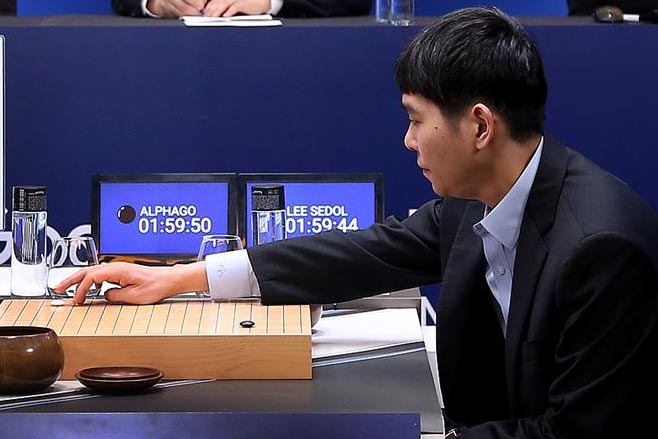 "阿尔法围棋"战胜李世石