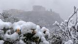 希腊遭暴风雪袭击 火车发生事故、大量航班取消