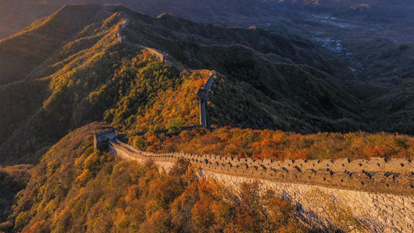 追梦足迹｜慕田峪：漫漫雄关，飒飒枫丹