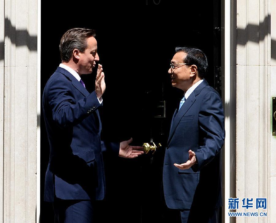 6月17日，中国国务院总理李克强在伦敦唐宁街10号首相府同英国首相卡梅伦举行中英总理年度会晤。新华社记者 李涛 摄