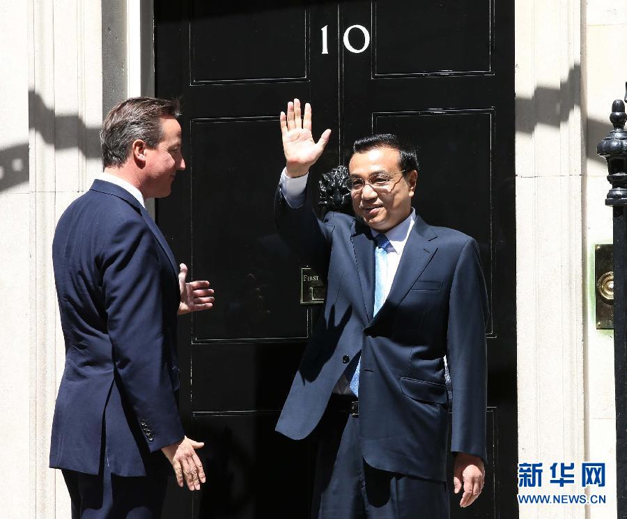 6月17日，中国国务院总理李克强在伦敦唐宁街10号首相府同英国首相卡梅伦举行中英总理年度会晤。新华社记者 庞兴雷 摄