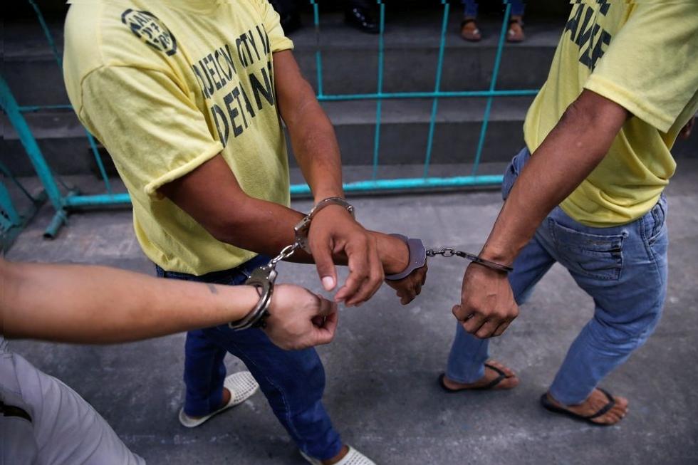 菲律宾扫毒进行时马尼拉监狱人满为患