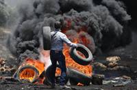 巴勒斯坦示威者就土地问题与以色列军方发生冲突