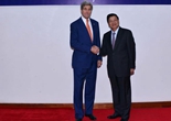 美国国务卿克里访问老挝（高清组图）