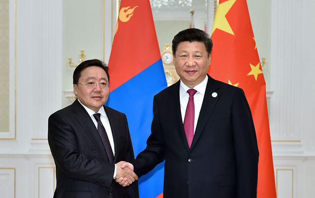 习近平会见蒙古国总统