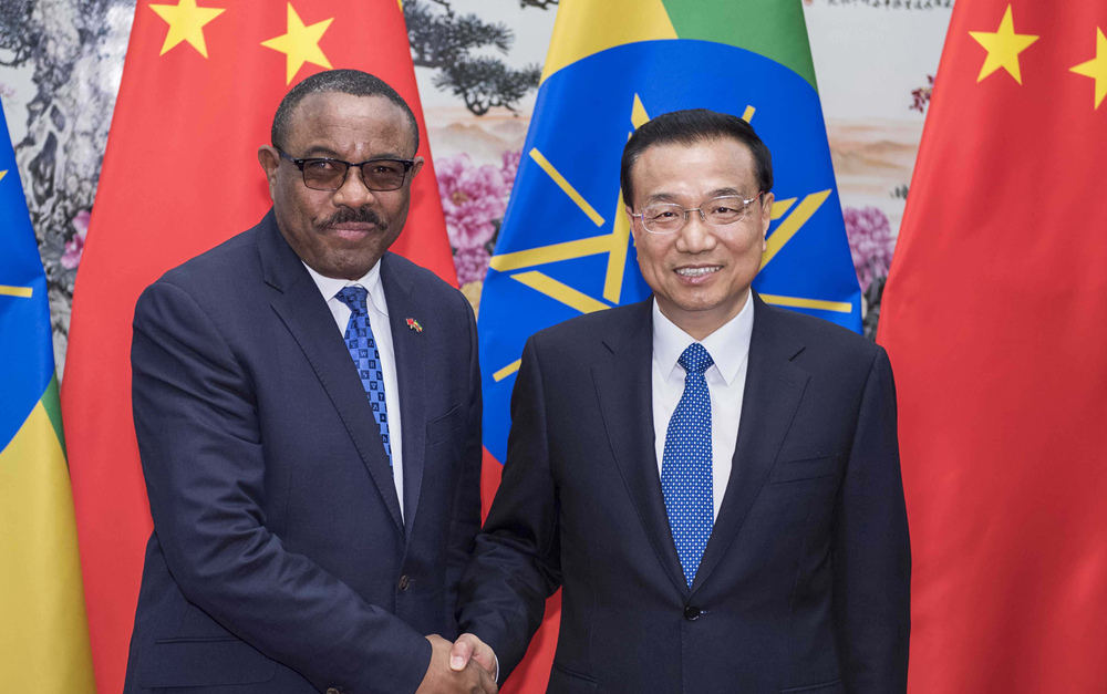 李克强会见埃塞俄比亚总理海尔马里亚姆