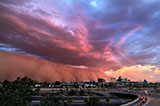 特大沙尘暴袭击美国凤凰城 色彩瑰丽场面惊人