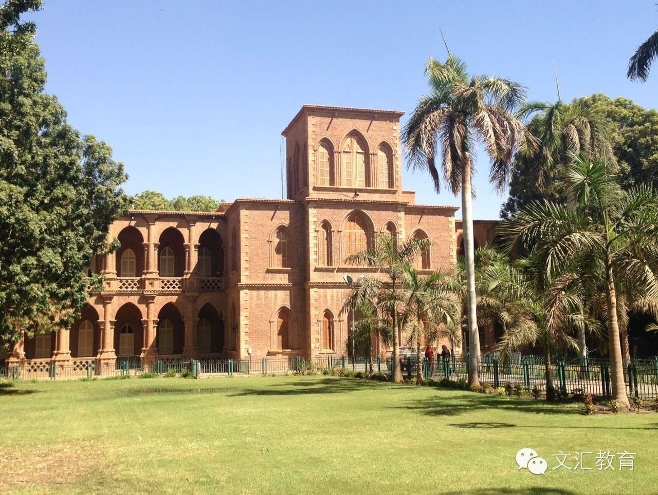 喀土穆大学坐落于宁静的青尼罗河畔.