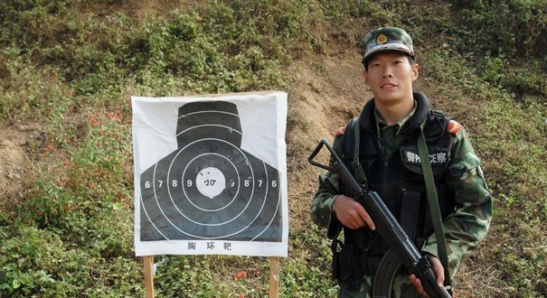青春无悔——追记我驻索马里使馆警卫人员、武警战士张楠